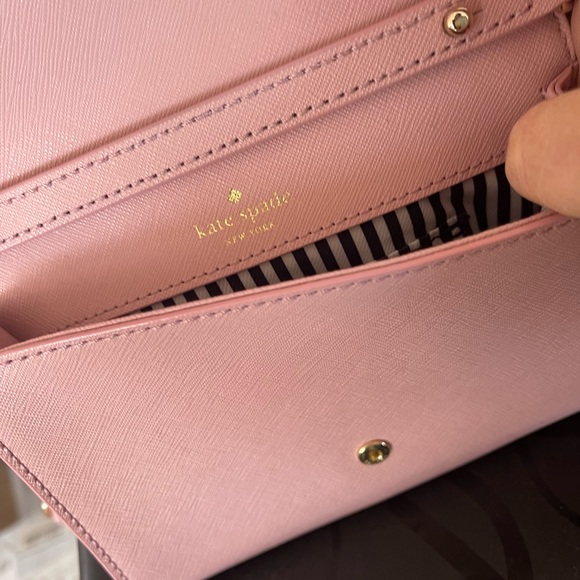 Kate spade leather crossbody - Picture 3 of 3